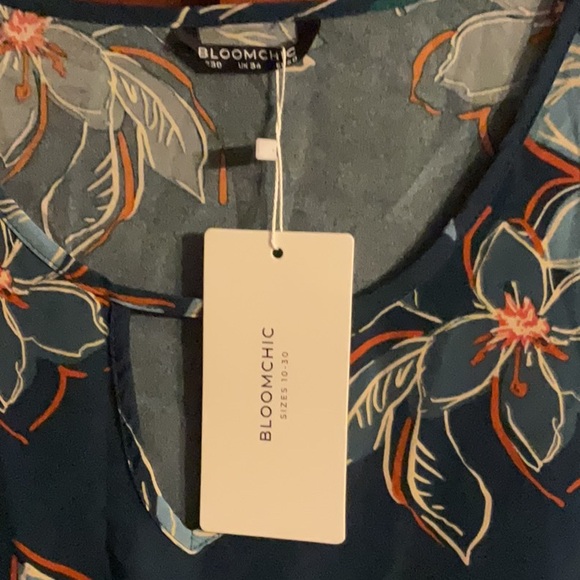 BloomChic Blue Asymmetrical 3/4 Sleeve Blouse - Picture 2 of 2